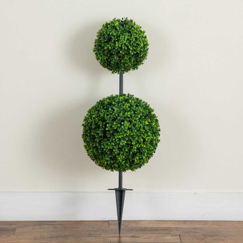 3ft. UV Resistant Boxwood Topiary with Integrated Ground Stake (Indoor/Outdoor). Picture 3