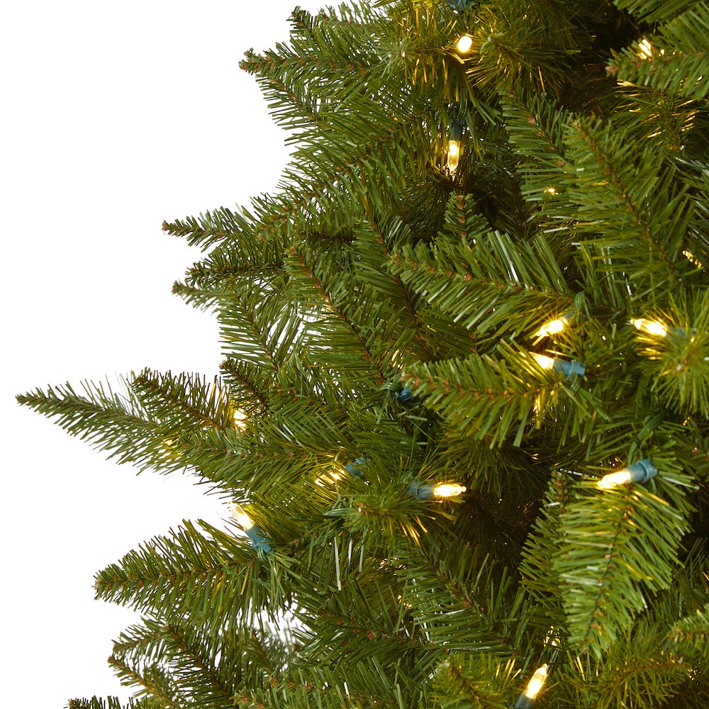 6.5ft. Vermont Spruce Artificial Christmas Tree with 450 Warm White LED Lights. Picture 3