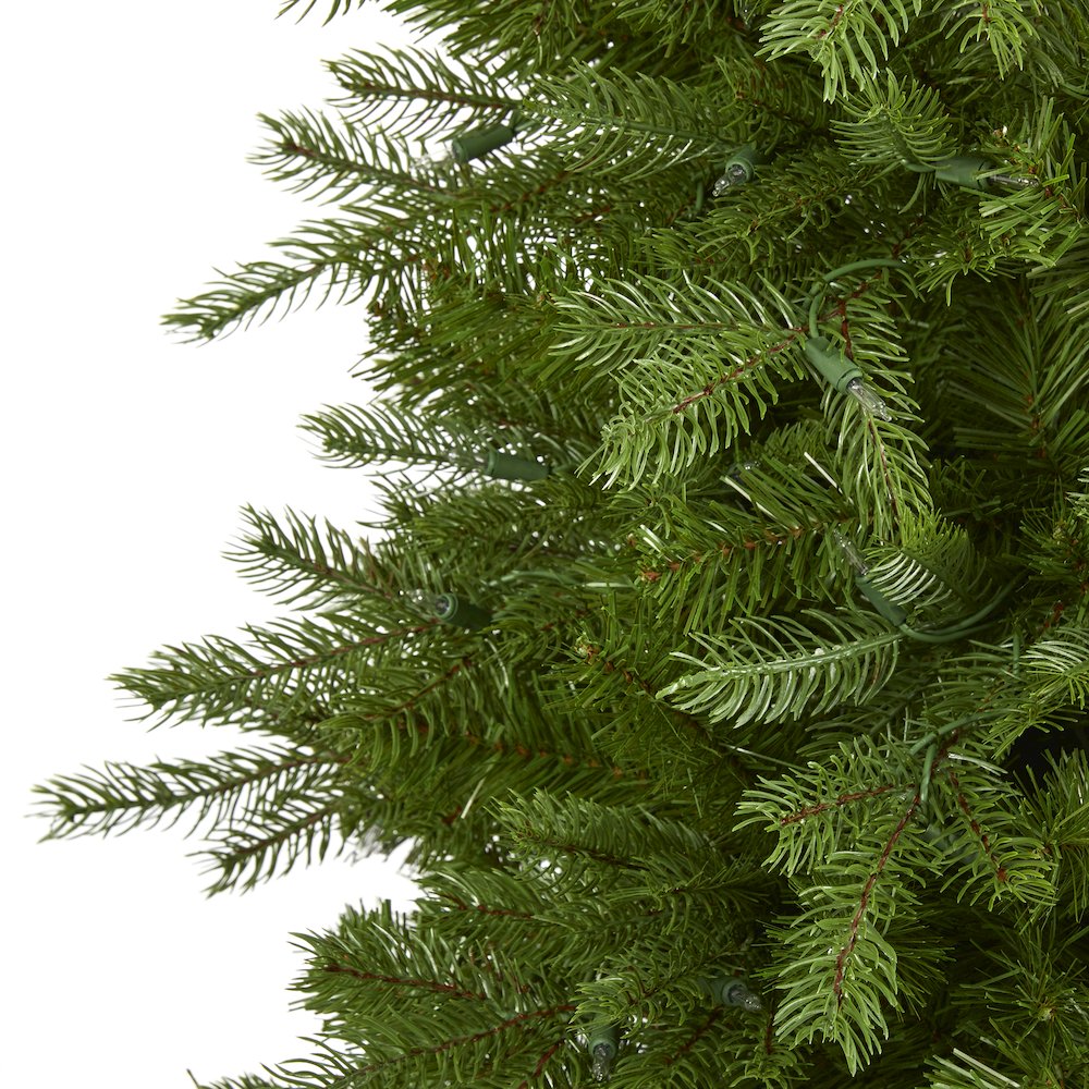 6ft. Vienna Fir Artificial Christmas Tree with 400 Warm White Lights. Picture 4