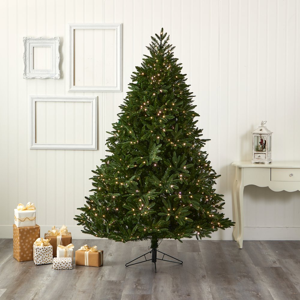 7ft. Oregon Spruce Artificial Christmas Tree with 850 Warm White LED Lights. Picture 6
