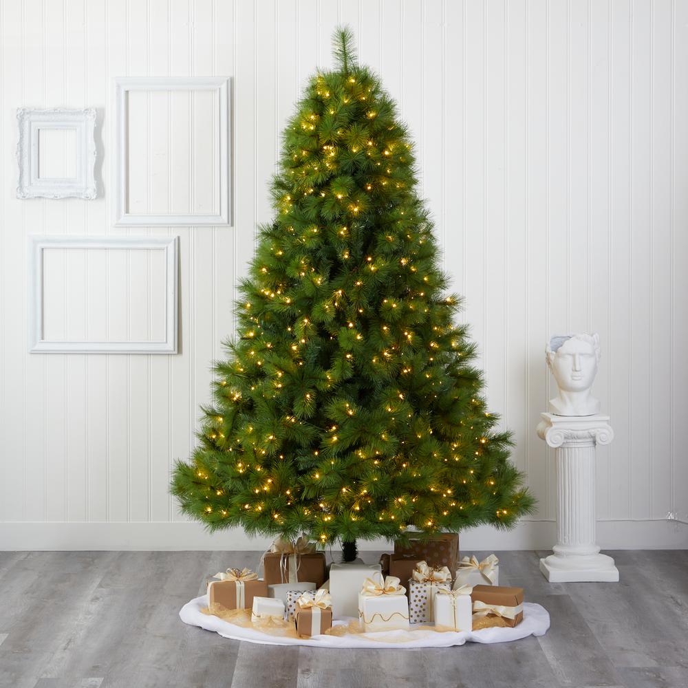 7.5ft. Green Scotch Pine Artificial Christmas Tree with 550 Clear LED Lights. Picture 5