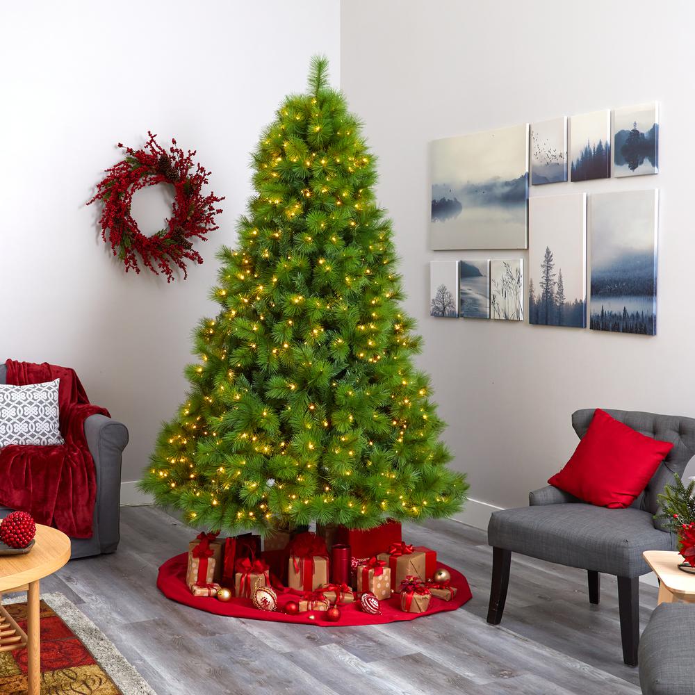 8ft. Green Scotch Pine Artificial Christmas Tree with 600 Clear LED Lights. Picture 5