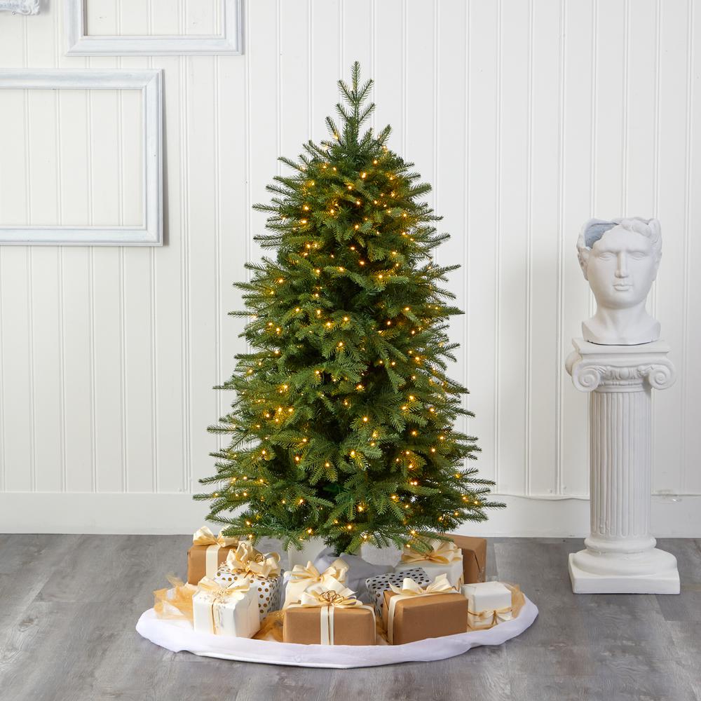 5ft. Vancouver Fir Natural Look Artificial Christmas Tree with 350 Clear LED Lights and 1054 Bendable Branches. Picture 4