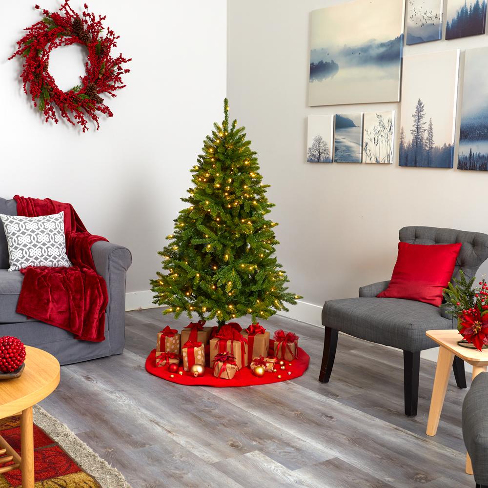 5ft. Sierra Spruce Natural Look Artificial Christmas Tree with 200 Clear LED Lights. Picture 5