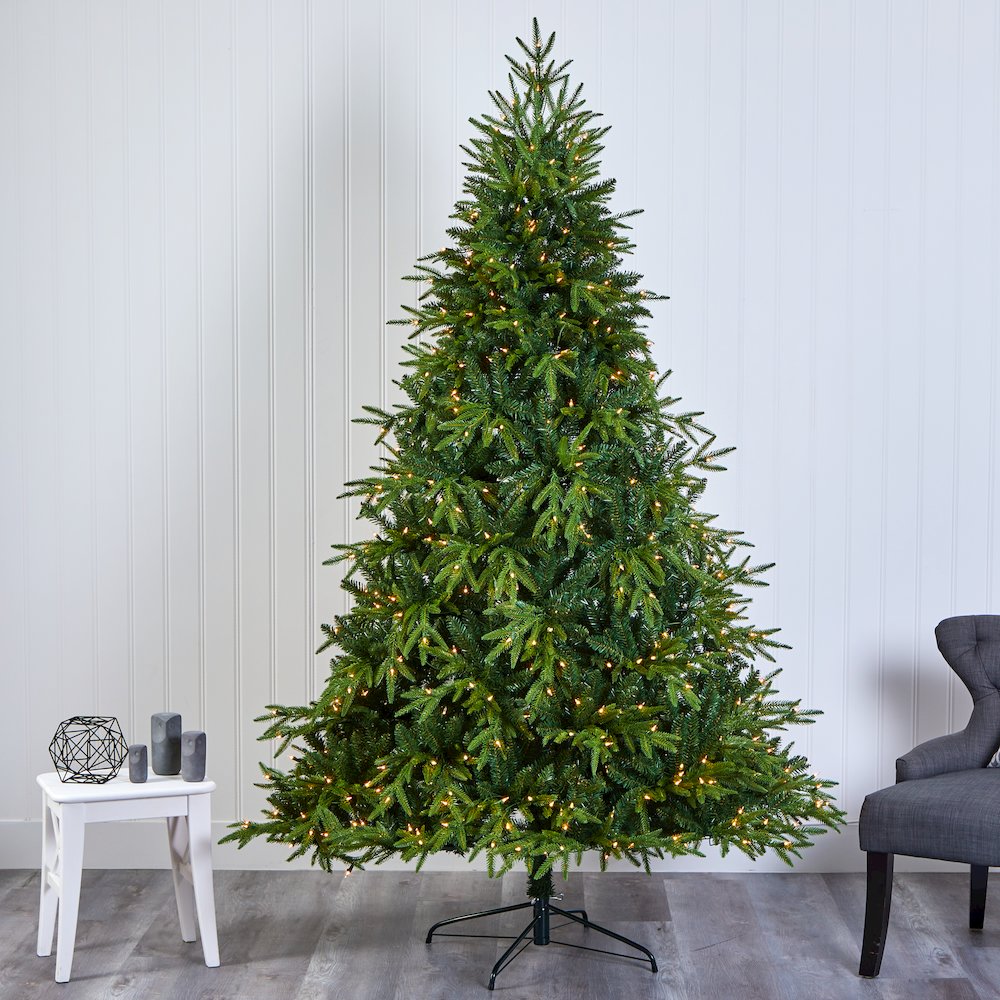 7.5ft. Colorado Mountain Fir Artificial Christmas Tree with 600 Clear LED Lights. Picture 7