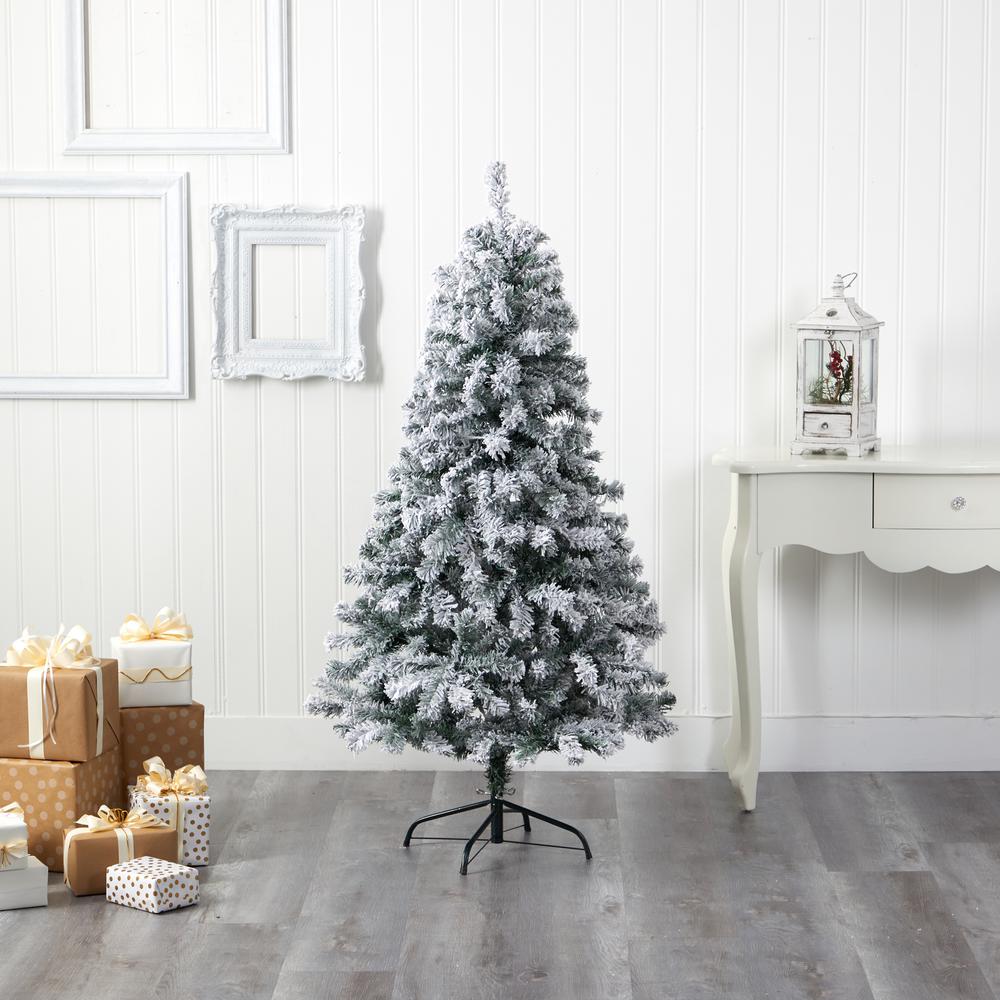 5ft. Flocked Rock Springs Spruce Artificial Christmas Tree. Picture 5