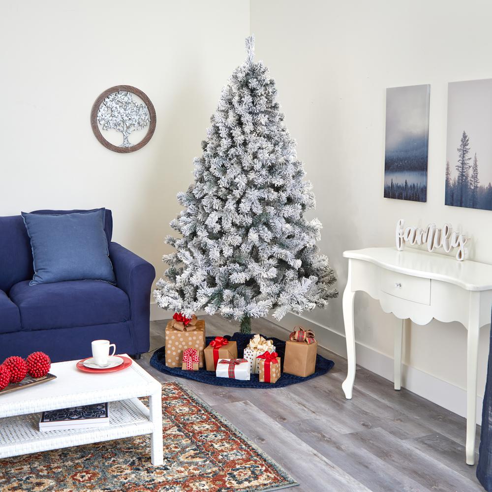 6ft. Flocked White River Mountain Pine Artificial Christmas Tree with Pinecones. Picture 5