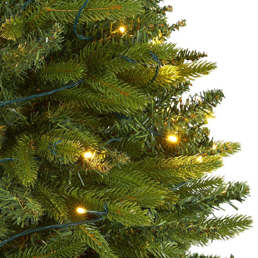 5ft. Sun Valley Fir Artificial Christmas Tree with 200 Clear LED Lights. Picture 3