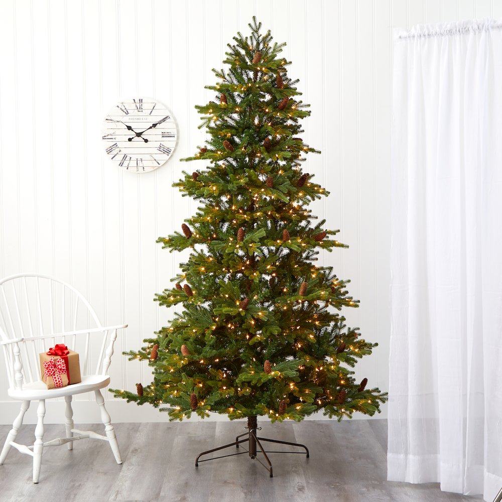 7.5ft. Yukon Mountain Fir Artificial Christmas Tree with 600 Clear Lights. Picture 7