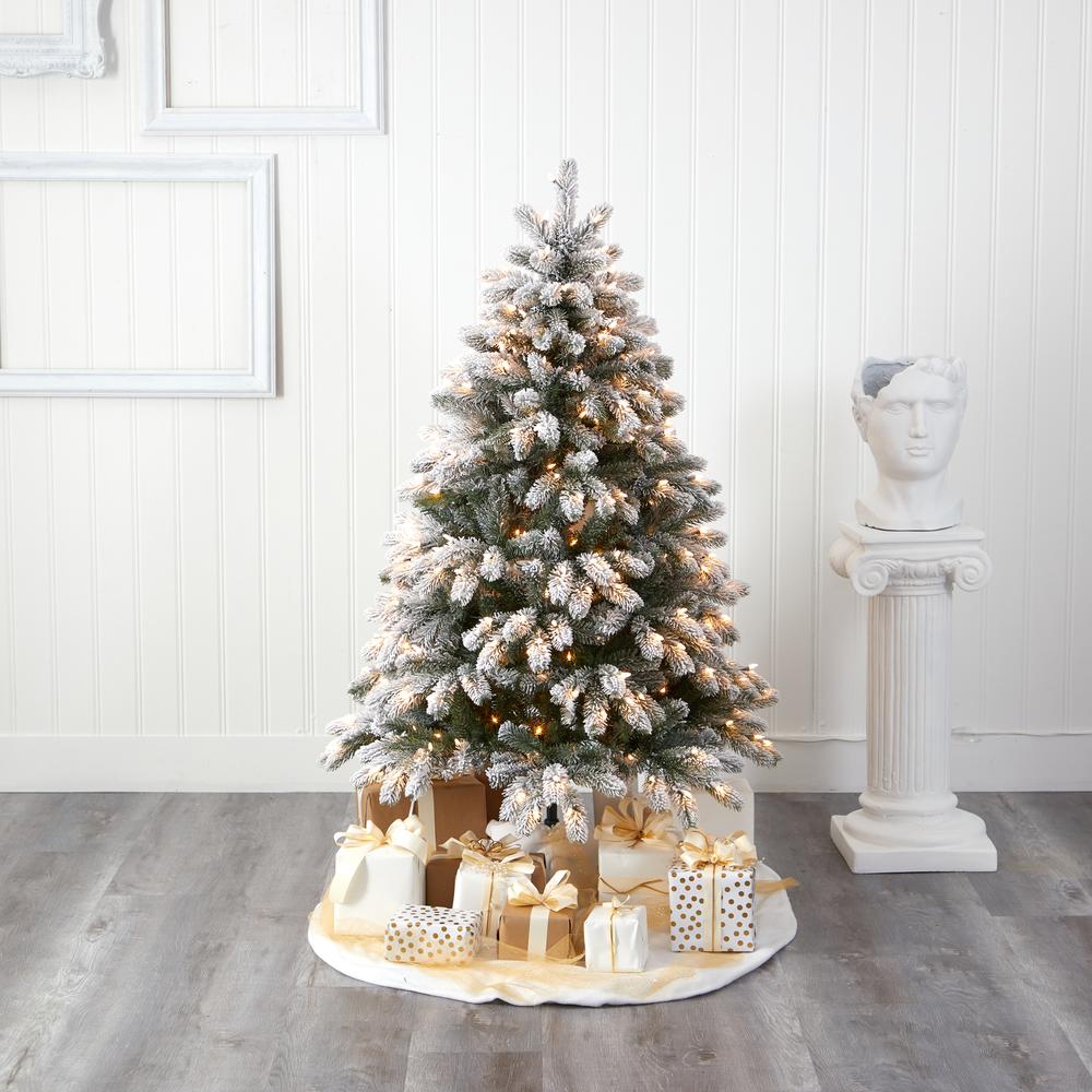 5ft. Flocked South Carolina Spruce Artificial Christmas Tree. Picture 5