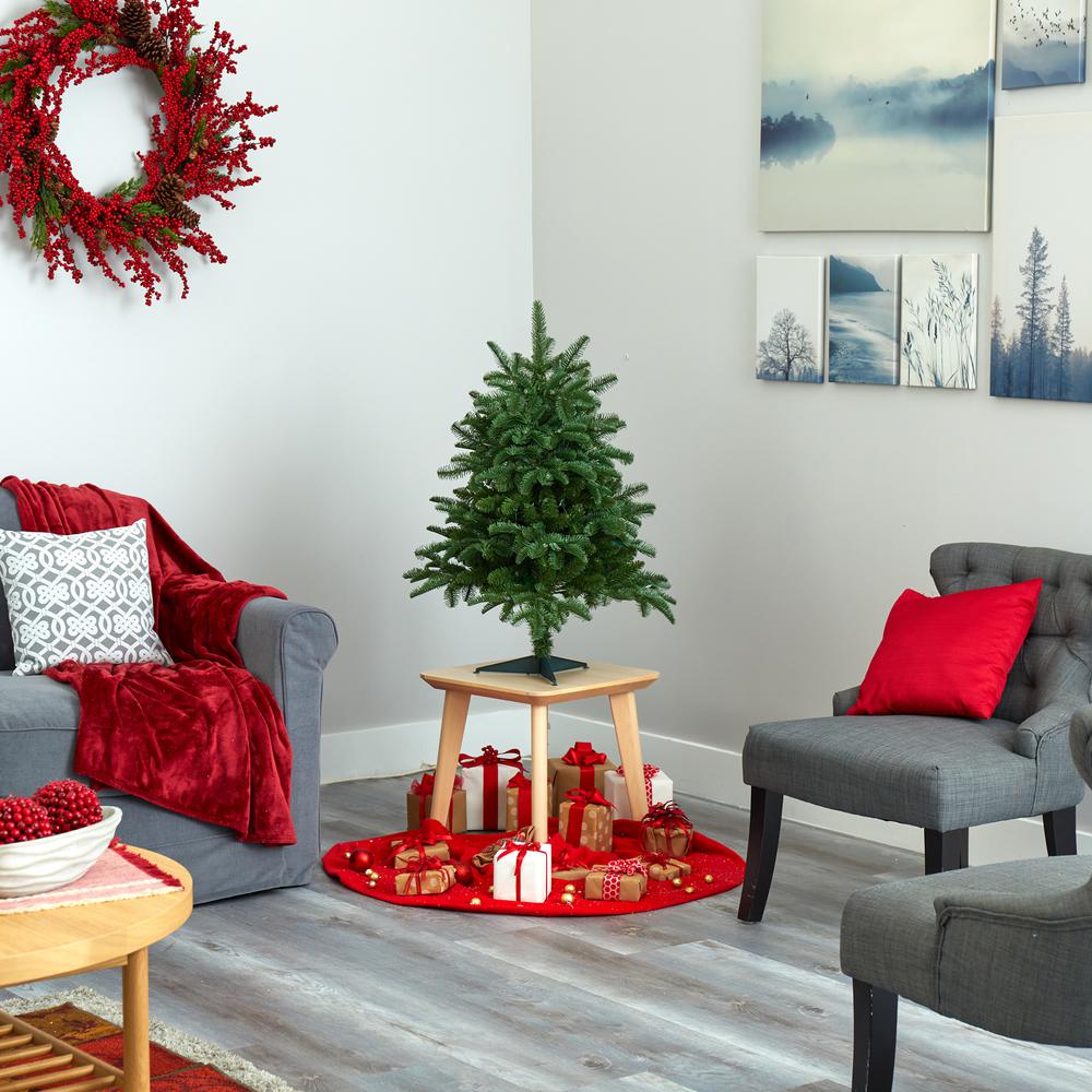 South Carolina Spruce Artificial Christmas Tree with 100 White Warm Light. Picture 7