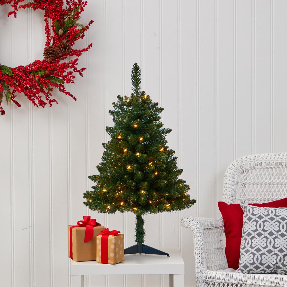 Northern Rocky Spruce Artificial Christmas Tree with 50 Clear Lights. Picture 5
