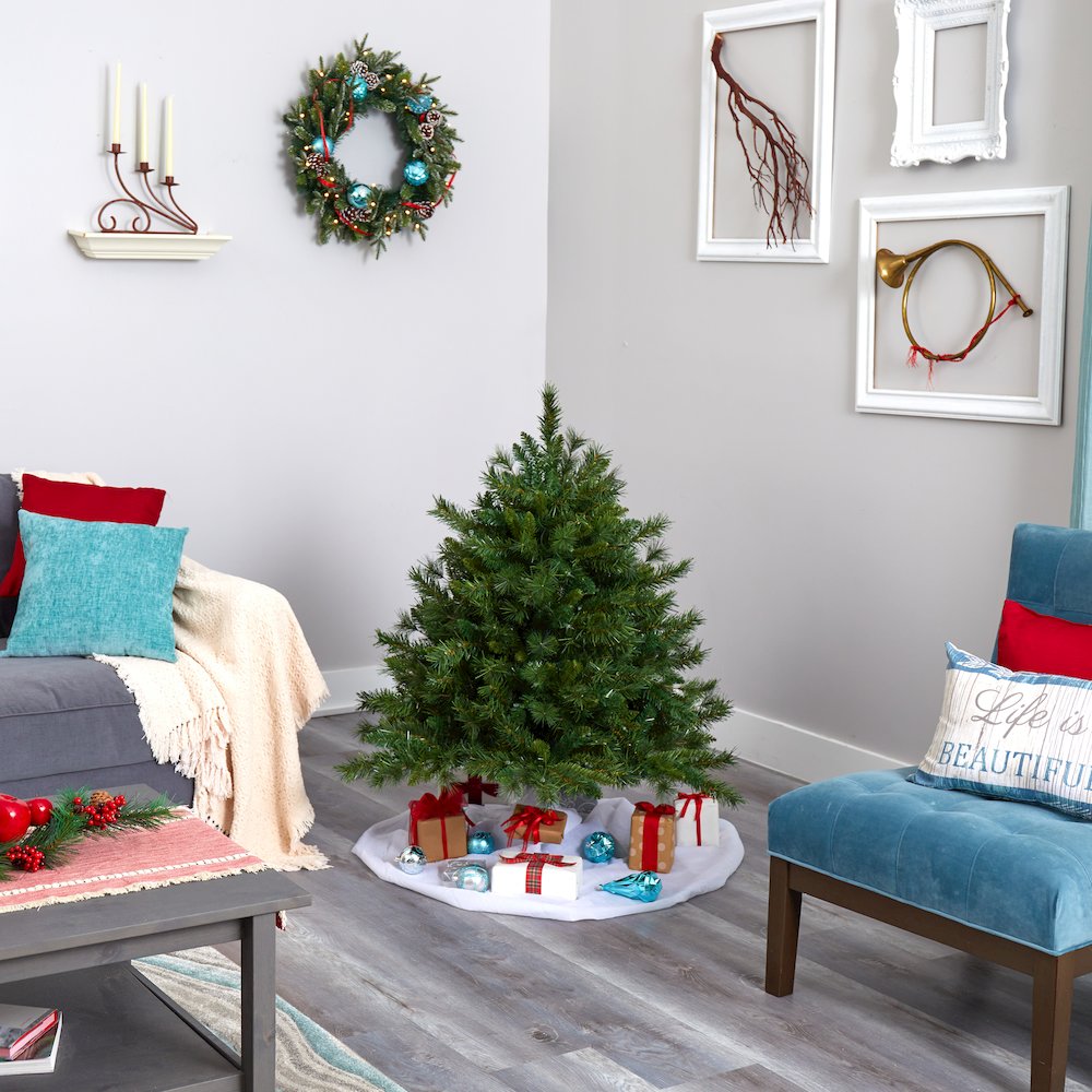 4ft. Wyoming Mixed Pine Artificial Christmas Tree with 250 Clear Lights. Picture 7