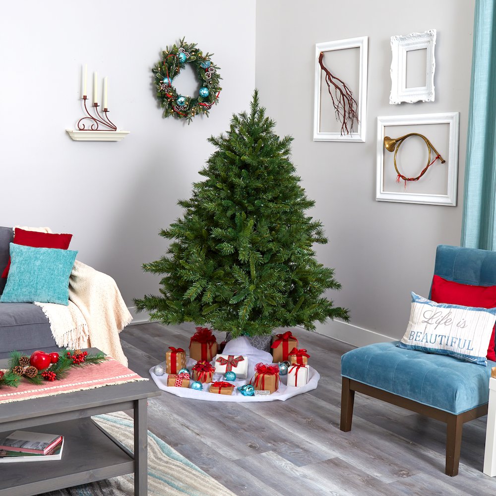 6ft. Wyoming Mixed Pine Artificial Christmas Tree with 450 Clear Lights. Picture 7