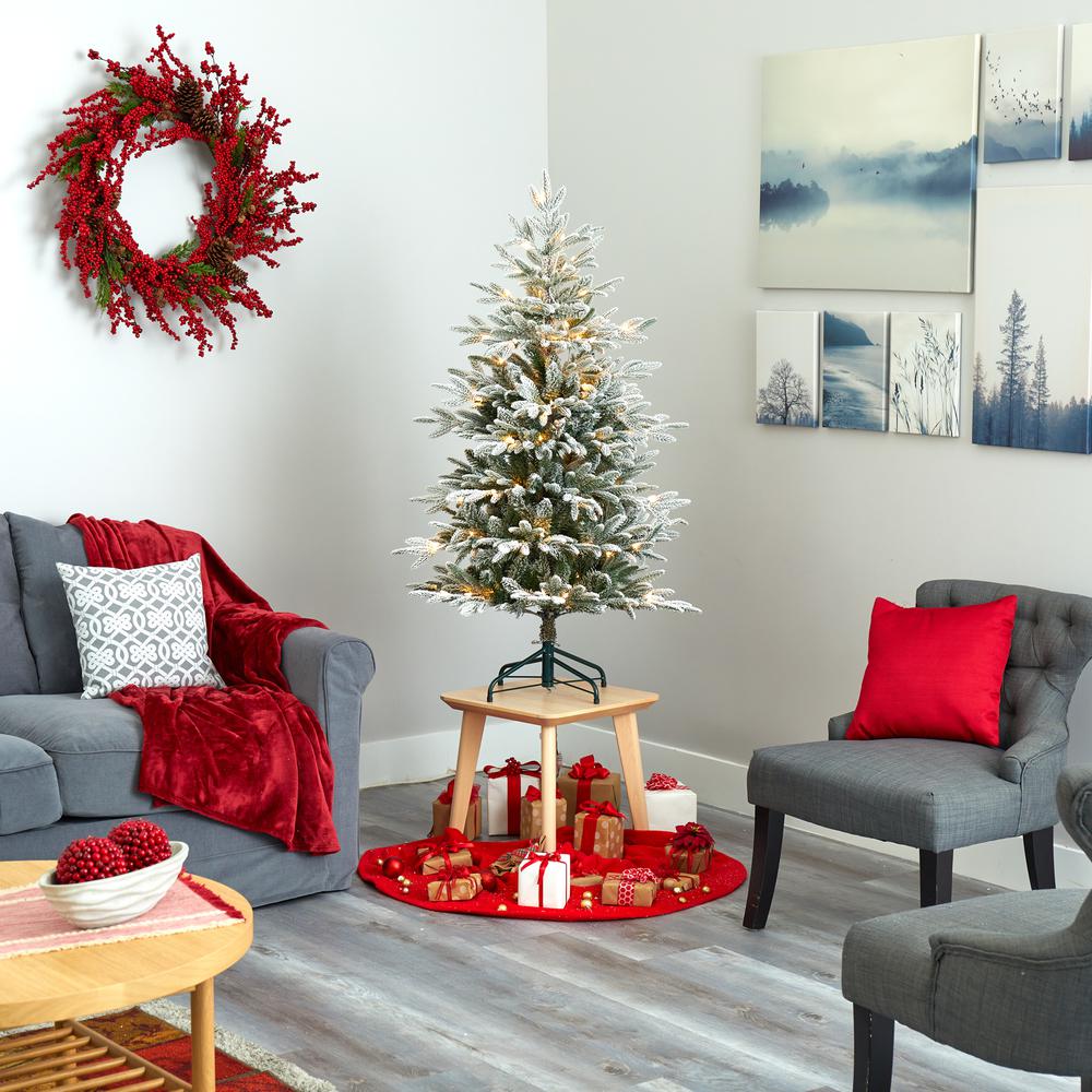 4.5ft. Flocked Manchester Spruce Artificial Christmas Tree with 100 Lights. Picture 6