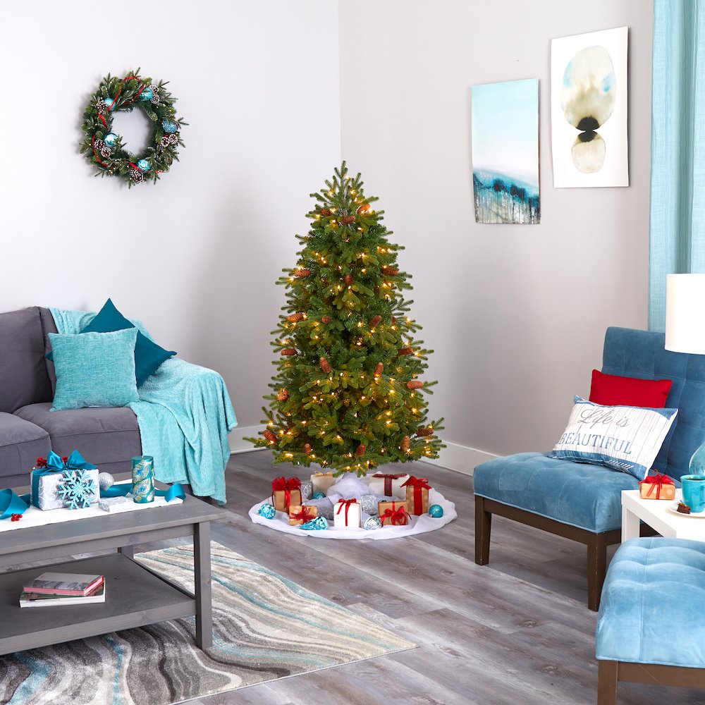 5.5ft. Yukon Mountain Fir Artificial Christmas Tree with 250 Clear Lights. Picture 6