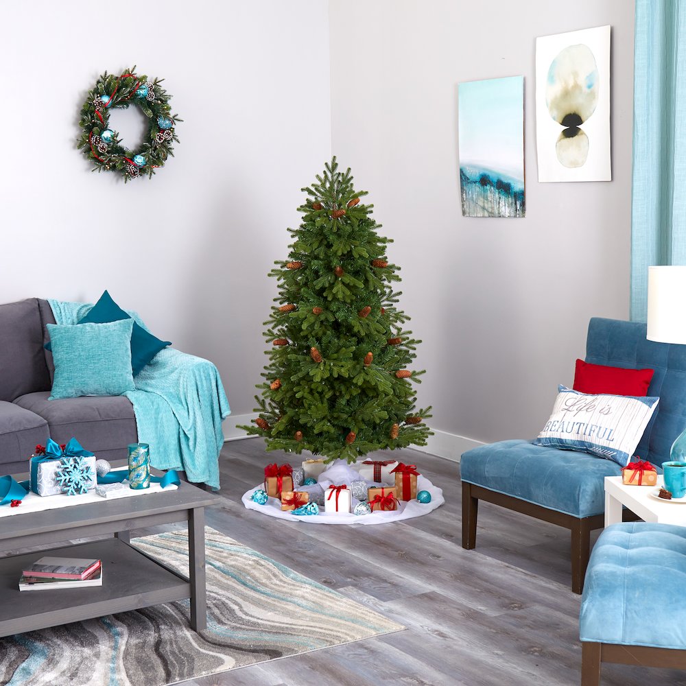 5.5ft. Yukon Mountain Fir Artificial Christmas Tree with 250 Clear Lights. Picture 7
