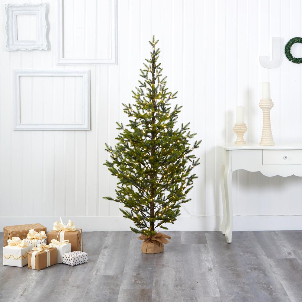 6ft. Fraser Fir Natural Look Artificial Christmas Tree with 250 Clear LED Lights, a Burlap Base and 1243 Bendable Branches. Picture 7