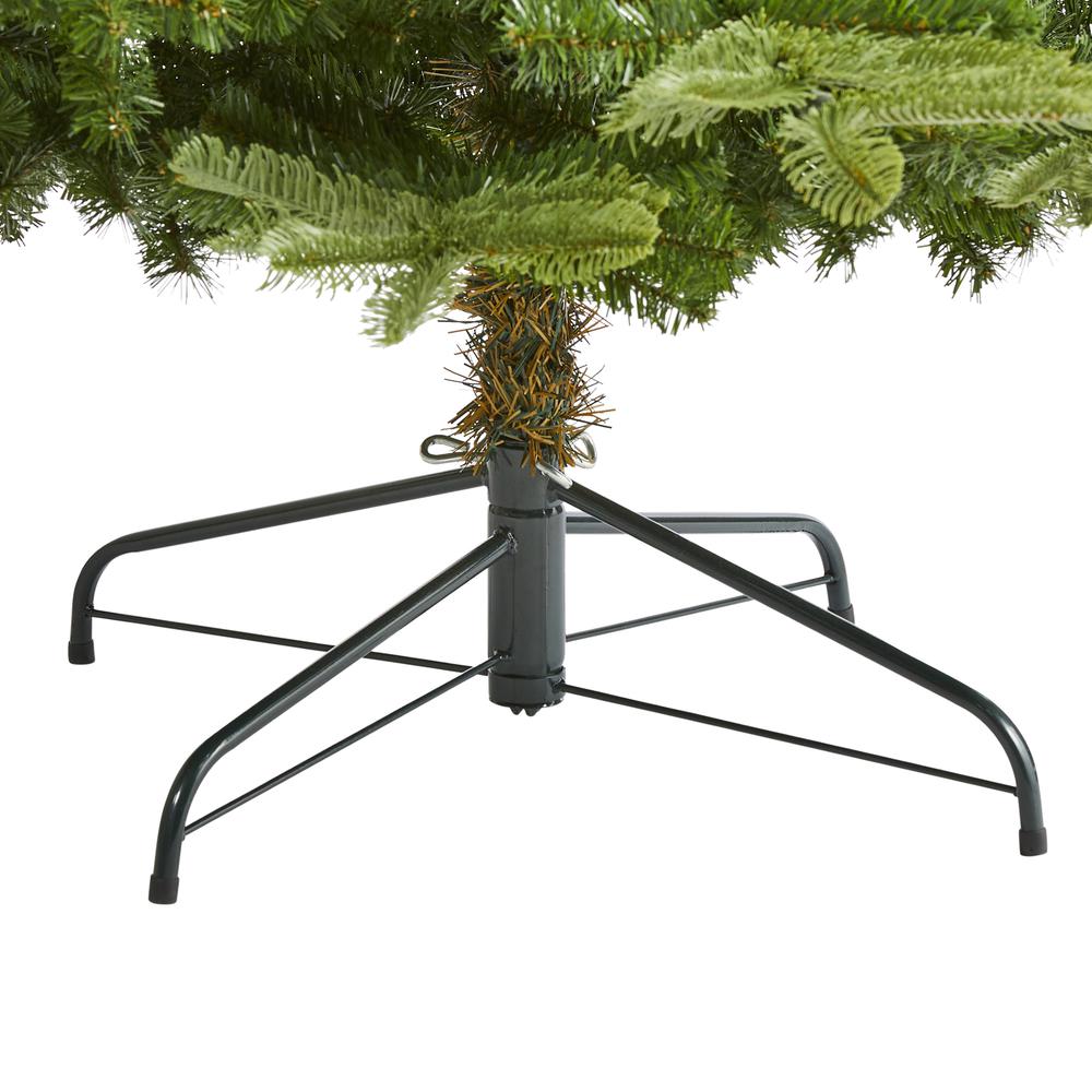 7.5ft. Layered Washington Spruce Artificial Christmas Tree. Picture 4