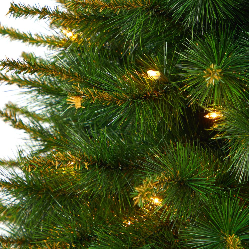 New England Pine Artificial Christmas Tree with 50 Clear Lights. Picture 4