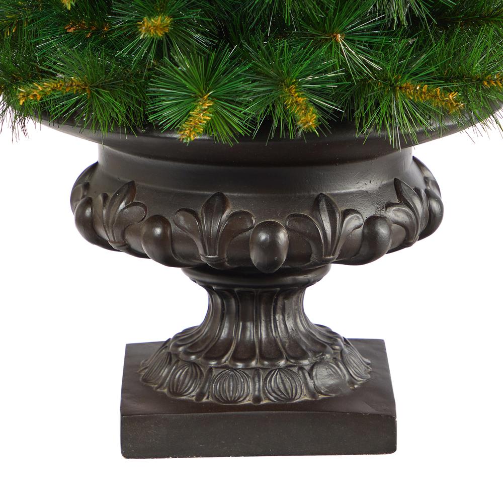 New England Pine Artificial Christmas Tree with 50 Clear Lights. Picture 6