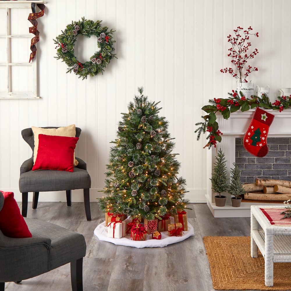 5ft. Snowed Tipped Clermont Mixed Pine Christmas Tree with 250 Clear Lights. Picture 9