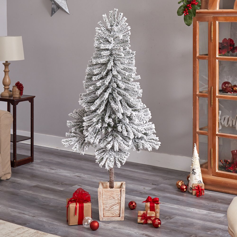 5ft. Winter Flocked Leaning Christmas Tree Pre-Lit with 150 LEDs in Planter. Picture 9