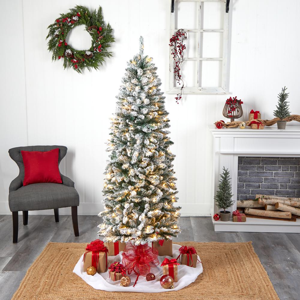 Flocked Montreal Fir Artificial Christmas Tree with 250 Warm White LED Lights. Picture 7