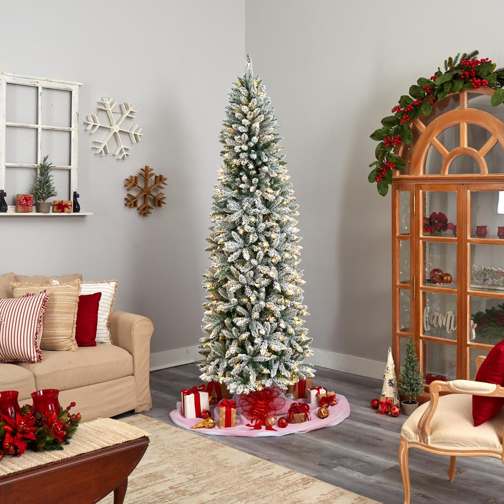 Flocked Montreal Fir Artificial Christmas Tree with 400 Warm White LED Lights. Picture 7