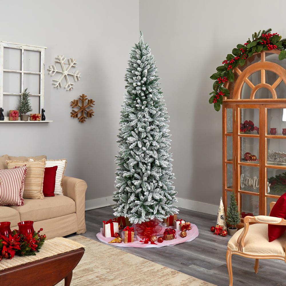 Flocked Montreal Fir Artificial Christmas Tree with 400 Warm White LED Lights. Picture 8