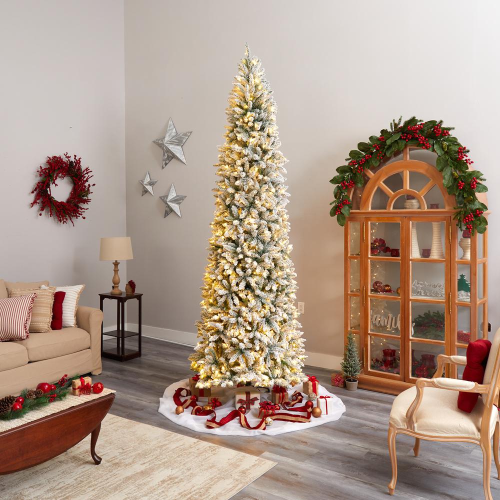 Flocked Montreal Fir Artificial Christmas Tree with 800 Warm White LED Lights. Picture 9
