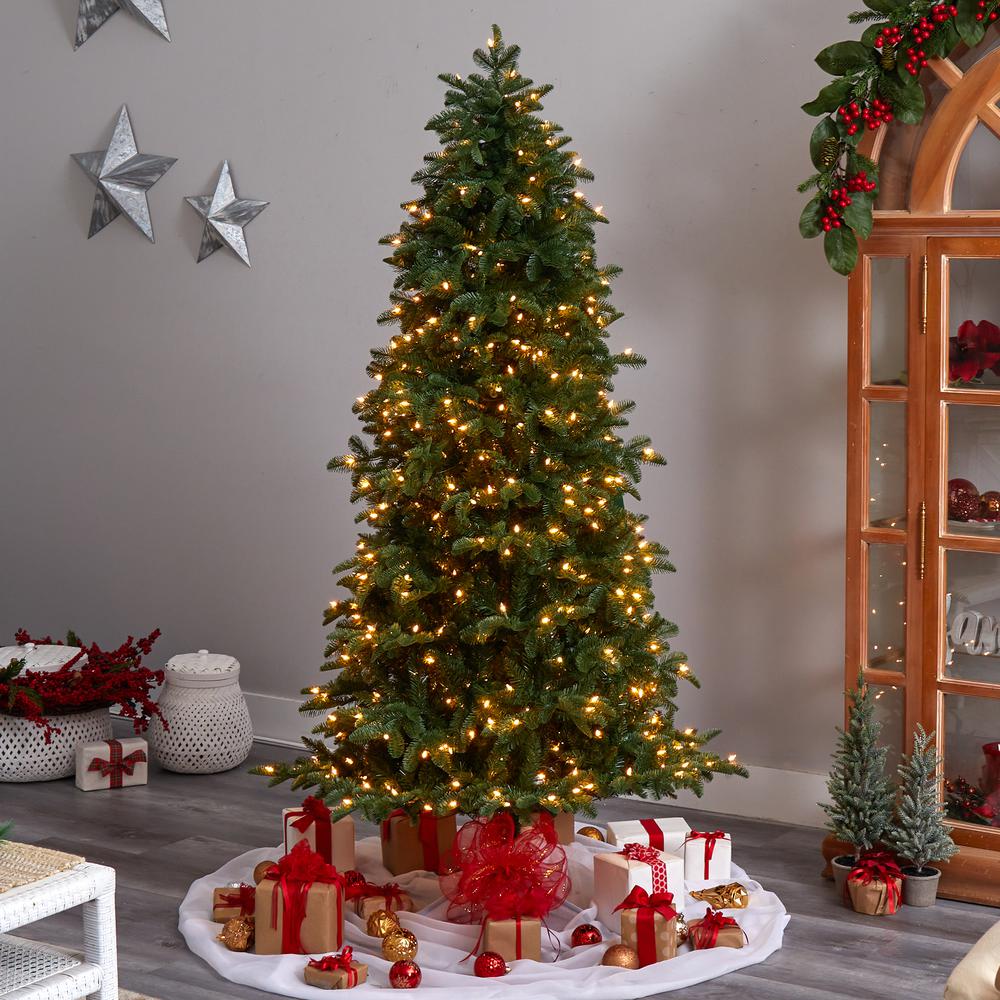 South Carolina Fir Artificial Christmas Tree with 550 Clear LED Lights. Picture 7