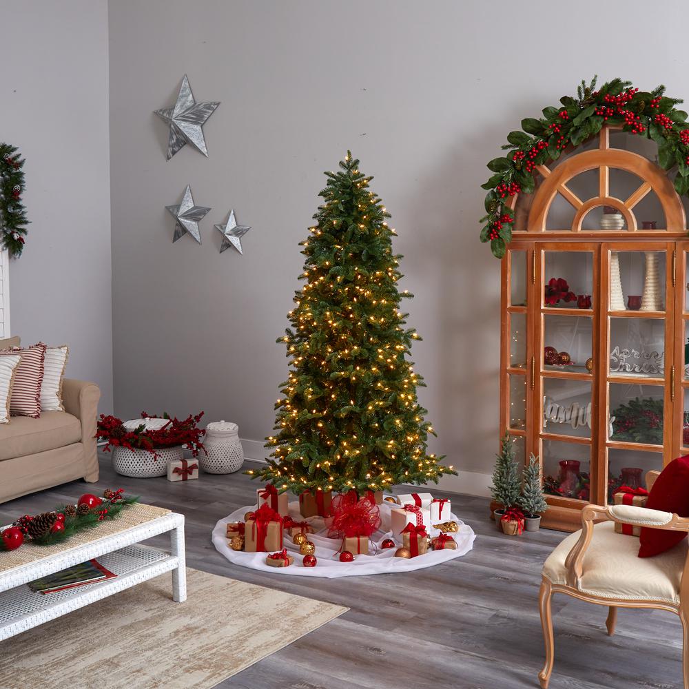 South Carolina Fir Artificial Christmas Tree with 550 Clear LED Lights. Picture 9