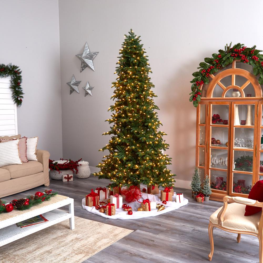 South Carolina Fir Artificial Christmas Tree with 750 Clear LED Lights. Picture 9