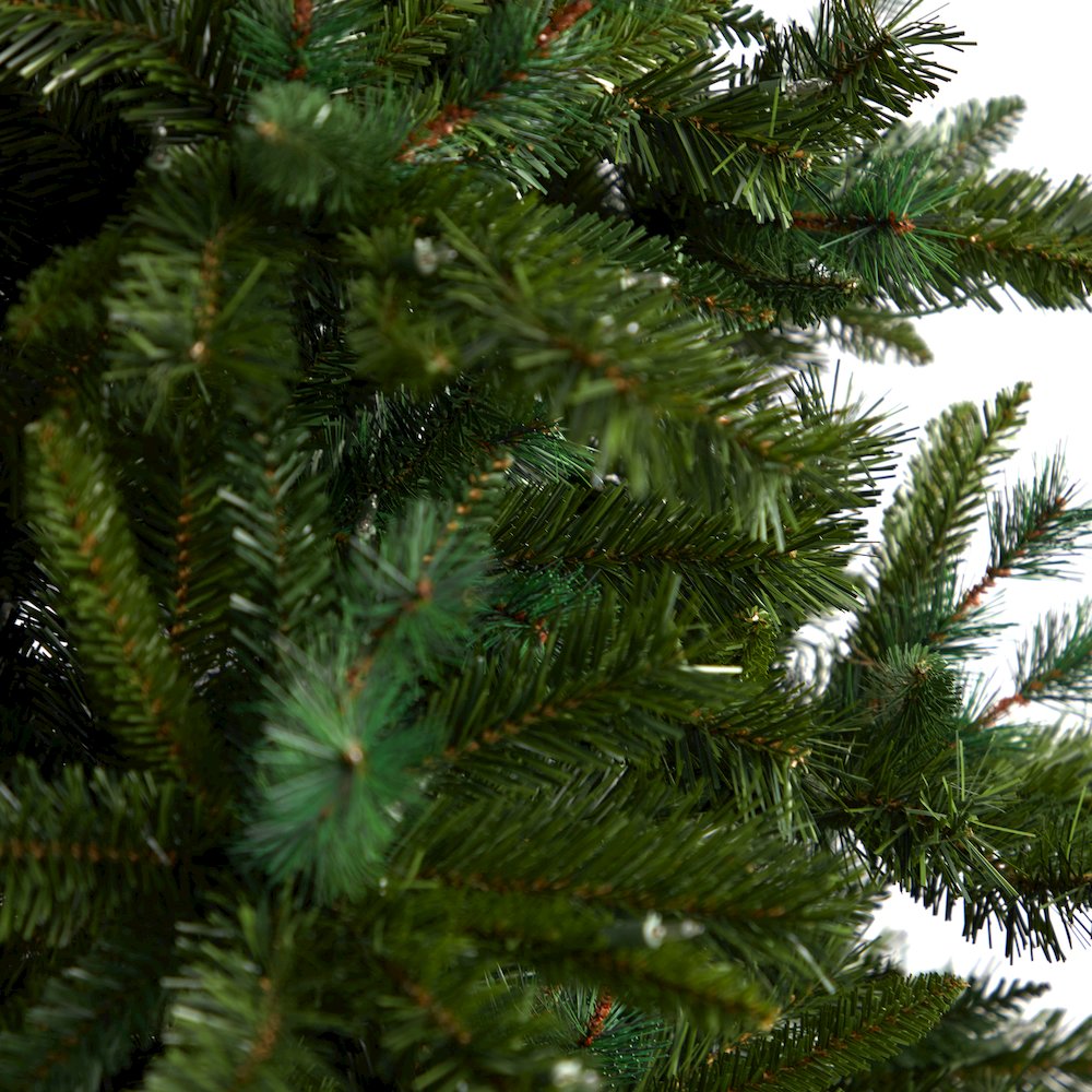 8ft. Wyoming Mixed Pine Artificial Christmas Tree with 650 Clear Lights. Picture 5