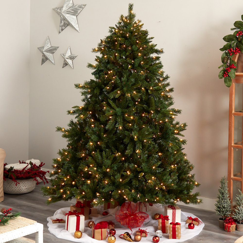 8ft. Wyoming Mixed Pine Artificial Christmas Tree with 650 Clear Lights. Picture 7