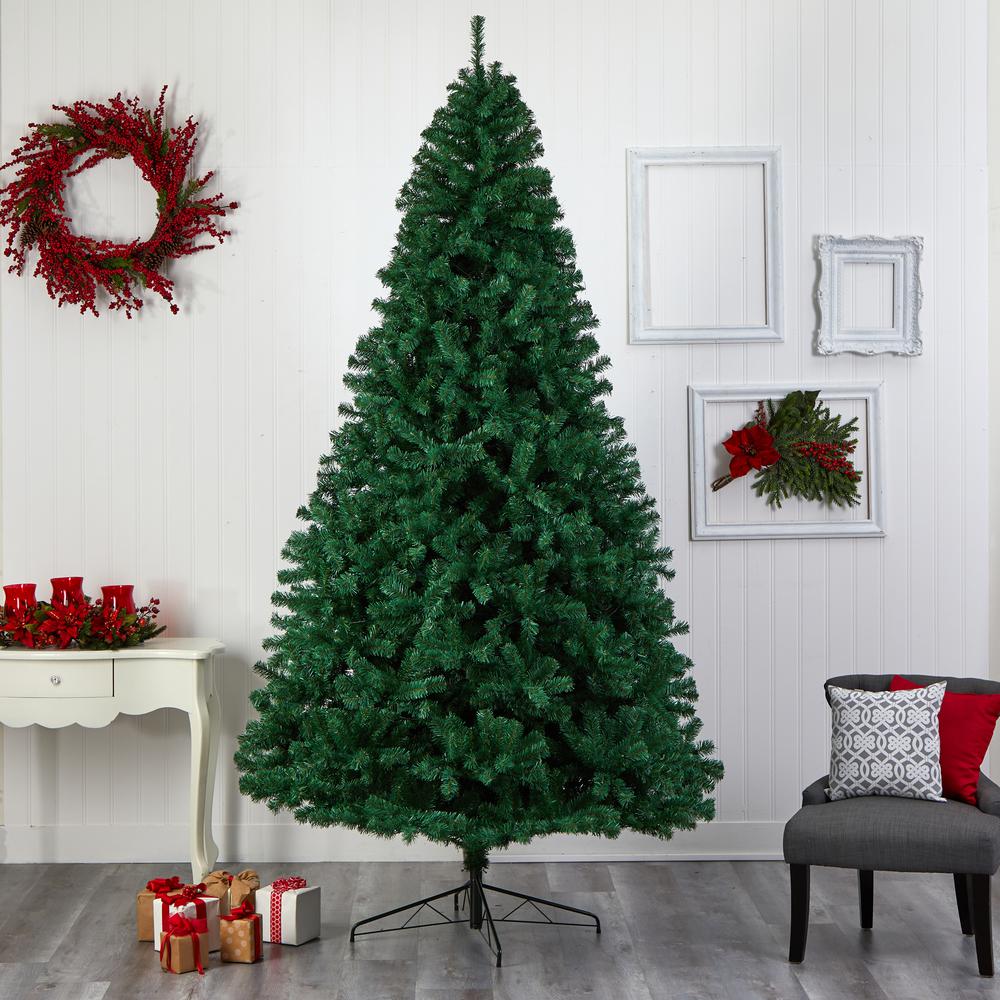 Northern Tip Artificial Christmas Tree with 650 Clear LED Lights. Picture 8