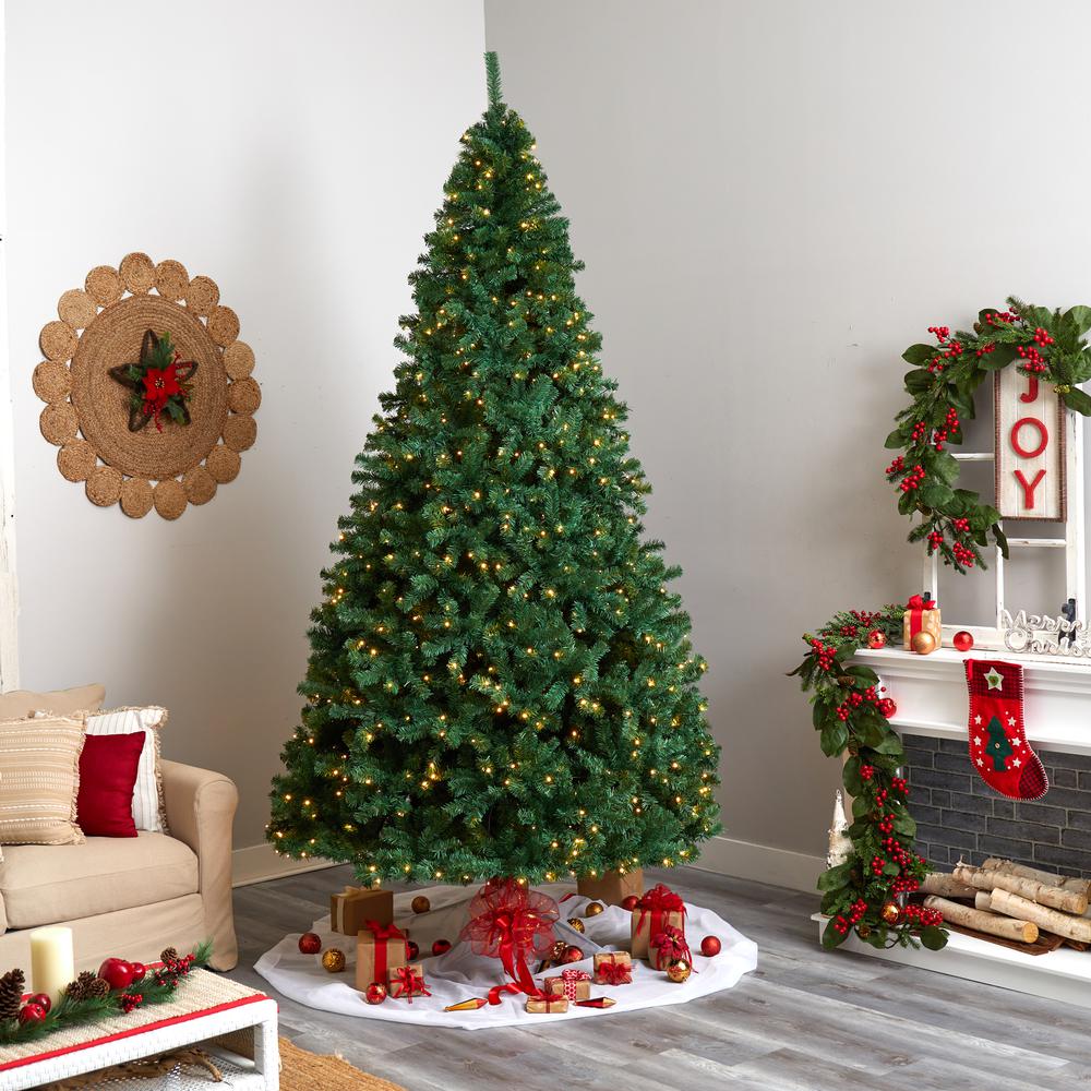 Northern Tip Artificial Christmas Tree with 800 Clear LED Lights. Picture 9