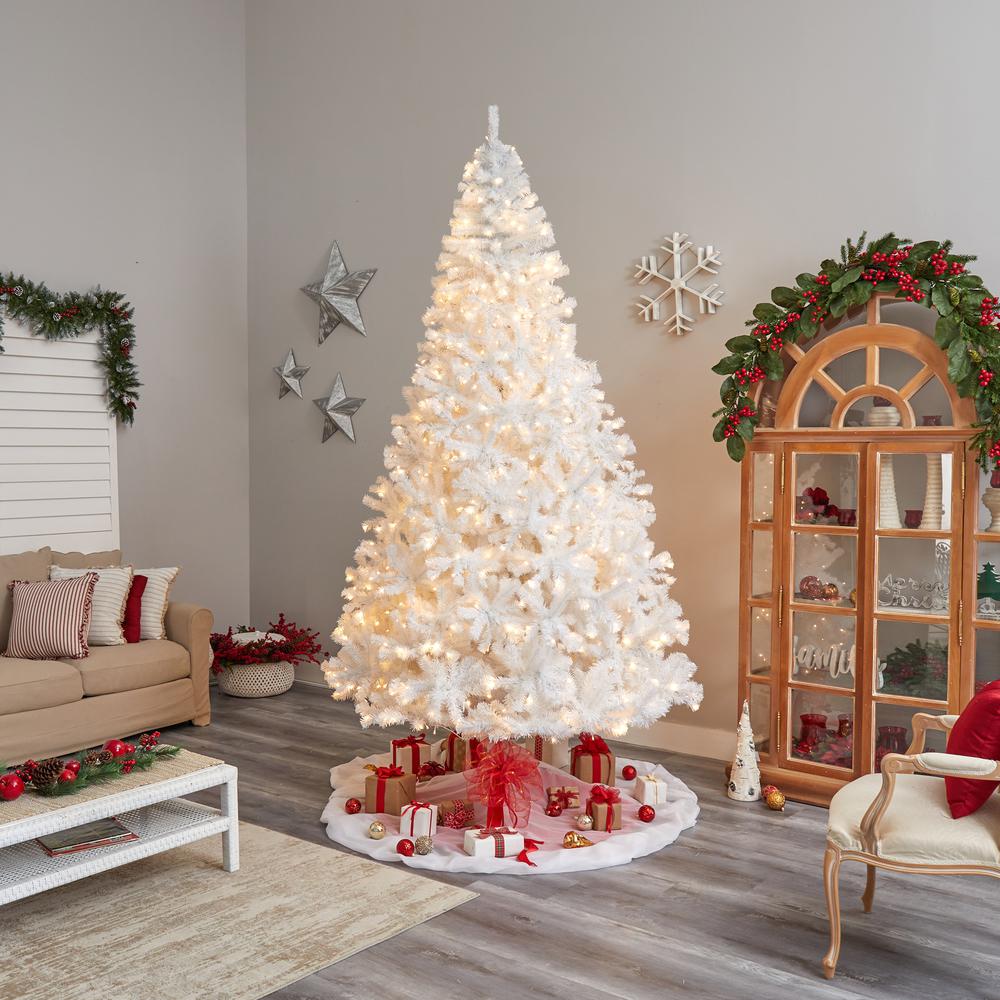 White Artificial Christmas Tree with 2200 Bendable Branches and 800 LED Lights. Picture 9