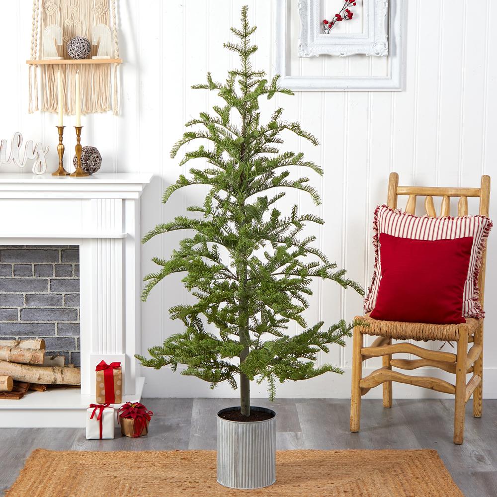 5.5ft. Pre-Lit Pine Artificial Christmas Tree in Decorative Planter with 150 Lights. Picture 4