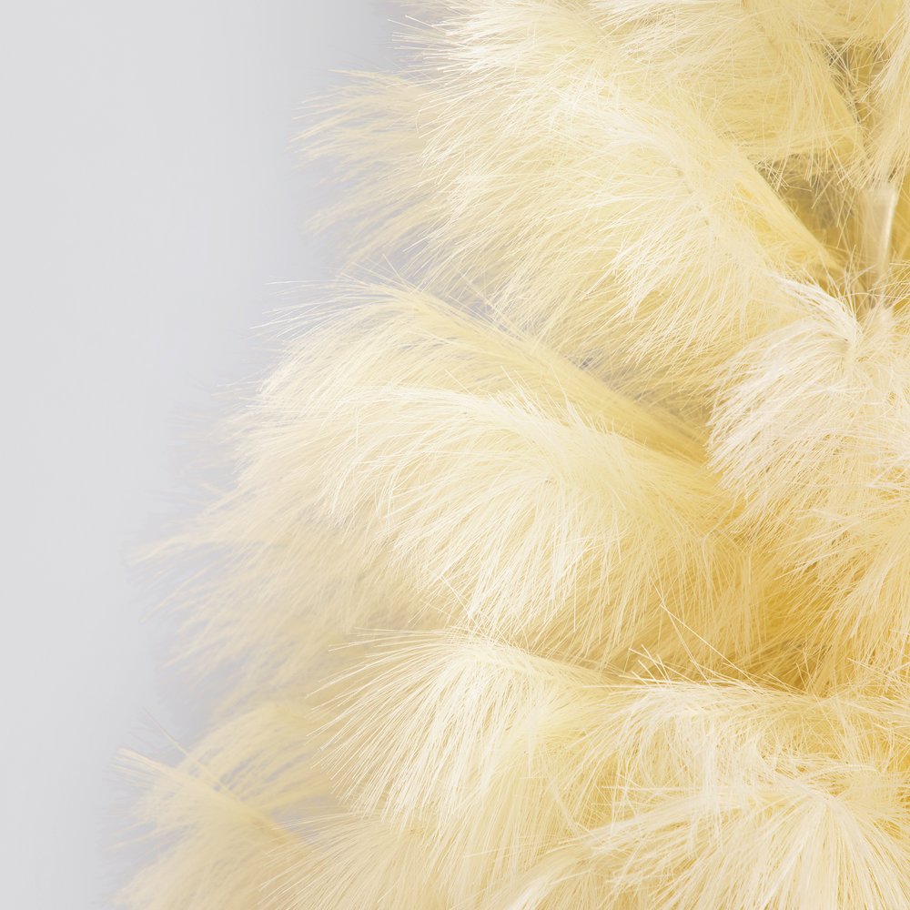 4ft. Artificial Off-White Pampas Grass Christmas Tree. Picture 14
