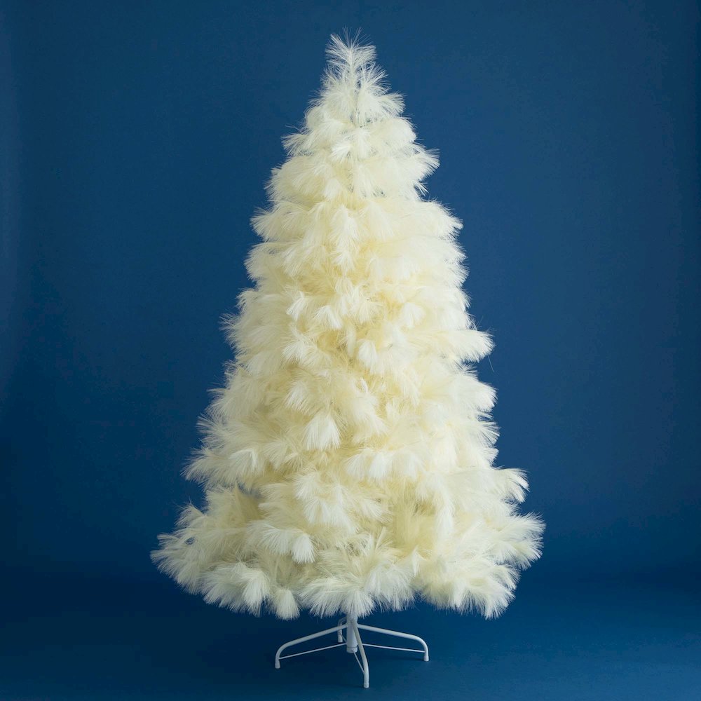 6ft. Artificial Off-White Pampas Grass Christmas Tree. Picture 12