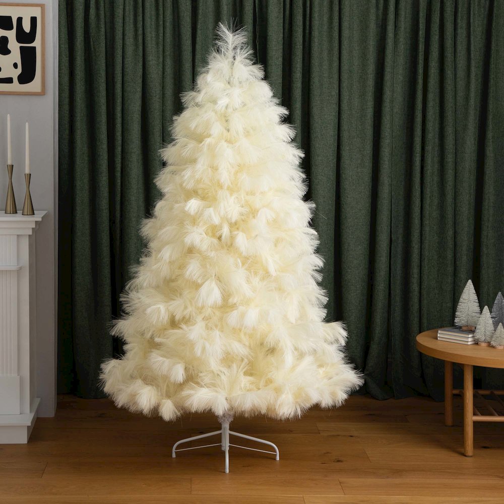 6ft. Artificial Off-White Pampas Grass Christmas Tree. Picture 7