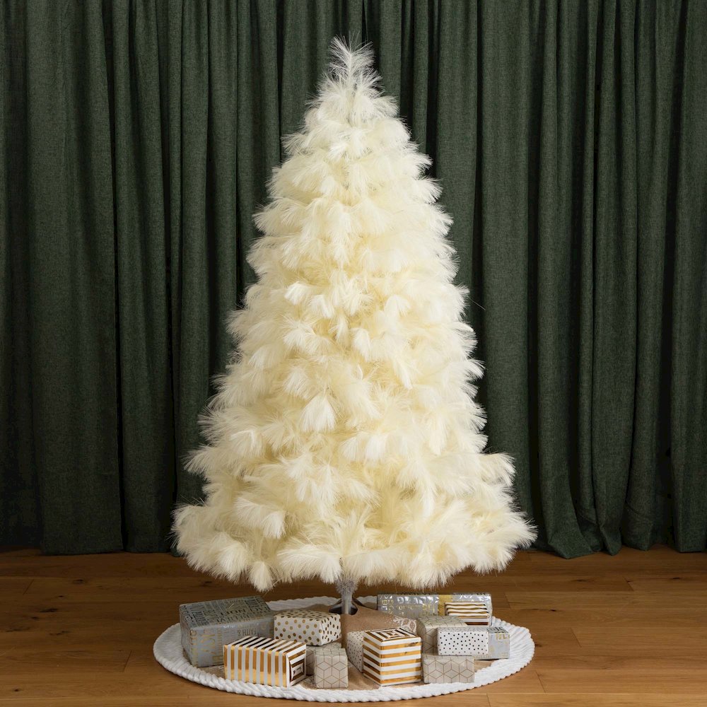 6ft. Artificial Off-White Pampas Grass Christmas Tree. Picture 15