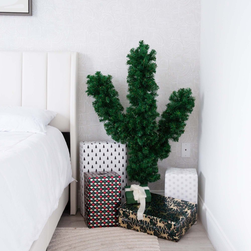 4ft. Artificial Cactus Christmas Tree. Picture 4
