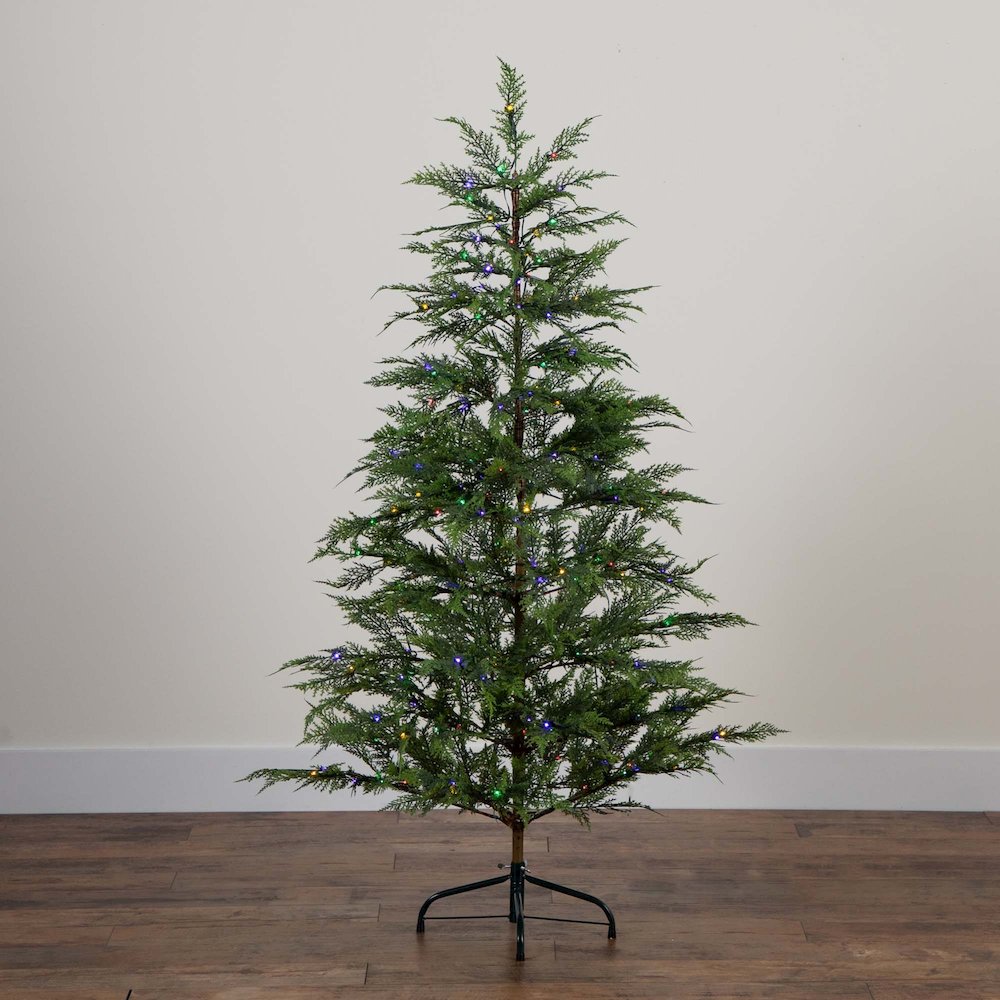 5ft. Pre-Lit Artificial Park City Pine Christmas Tree. Picture 9