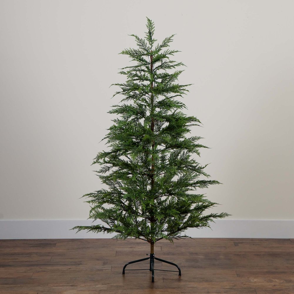 5ft. Pre-Lit Artificial Park City Pine Christmas Tree. Picture 11