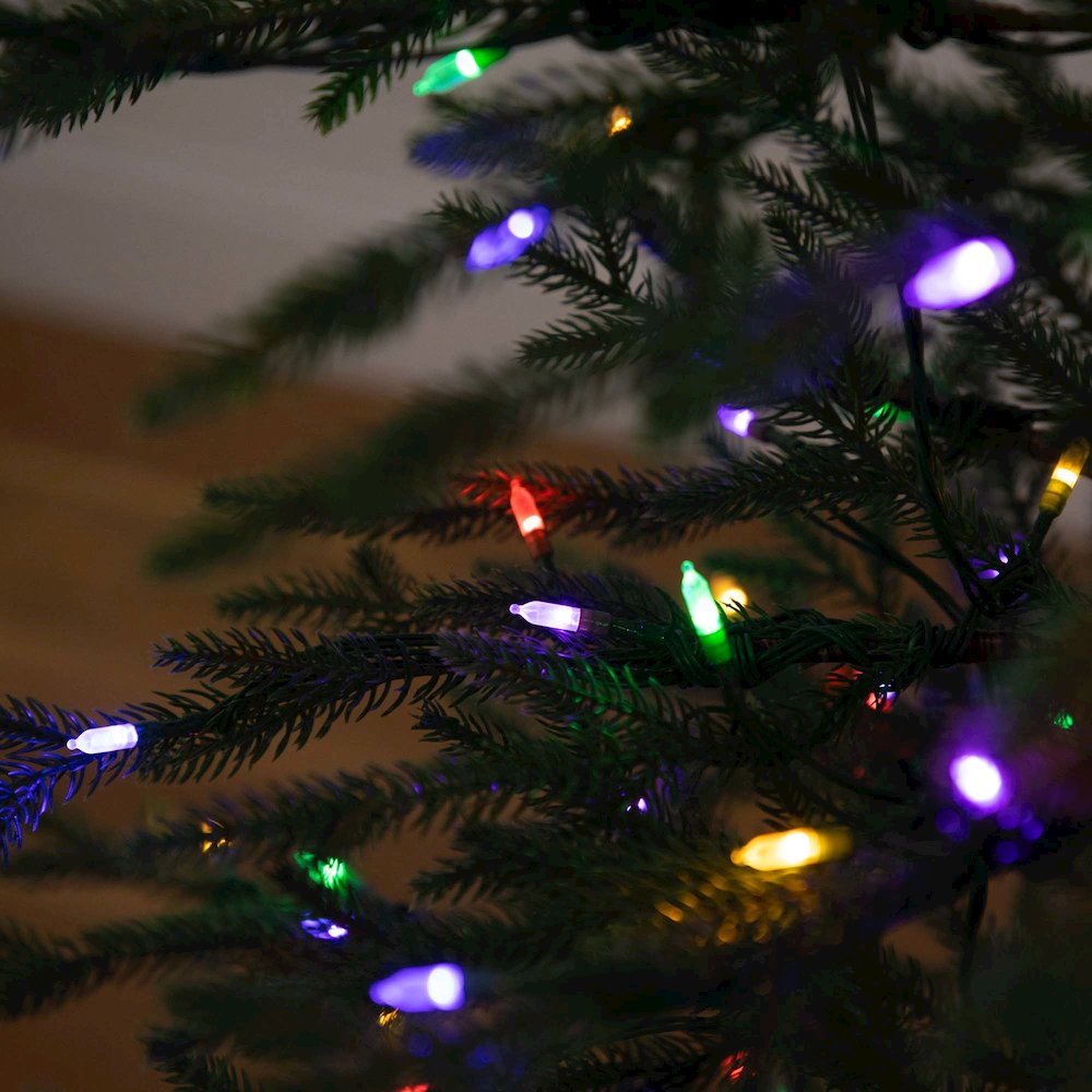 6ft. Pre-Lit Artificial Natural Fresh Cut Fir Christmas Tree. Picture 4