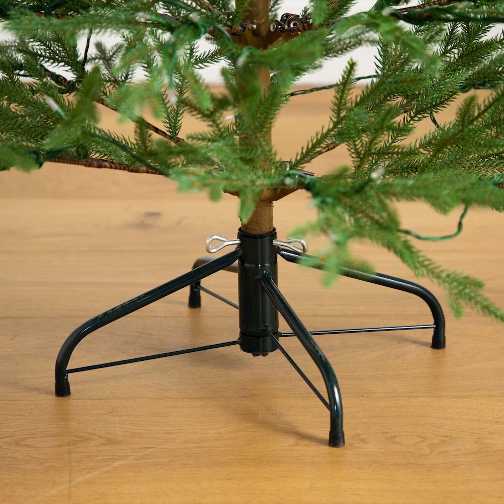 6ft. Pre-Lit Artificial Natural Fresh Cut Fir Christmas Tree. Picture 8