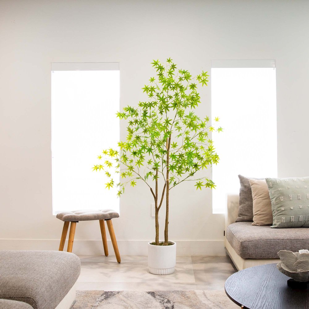 6ft. Artificial Maple Tree with White Planter. Picture 7